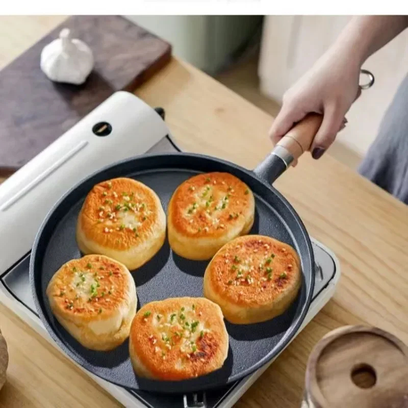 Patelnia żeliwna 20 cm z drewn – Egg Waffle Pan recenzja i cena